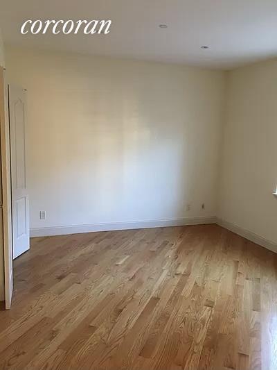 Foto del edificio - 1672 E 22nd St
