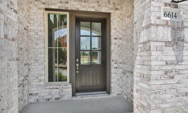 Foto del edificio - 6614 Jasper Valley Cir