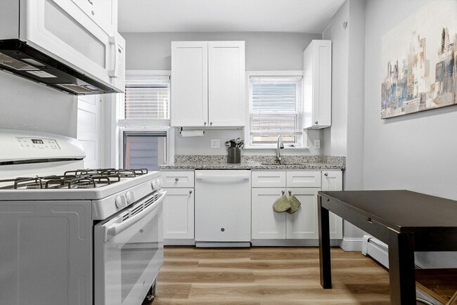 Foto del edificio - 807 E 3rd St