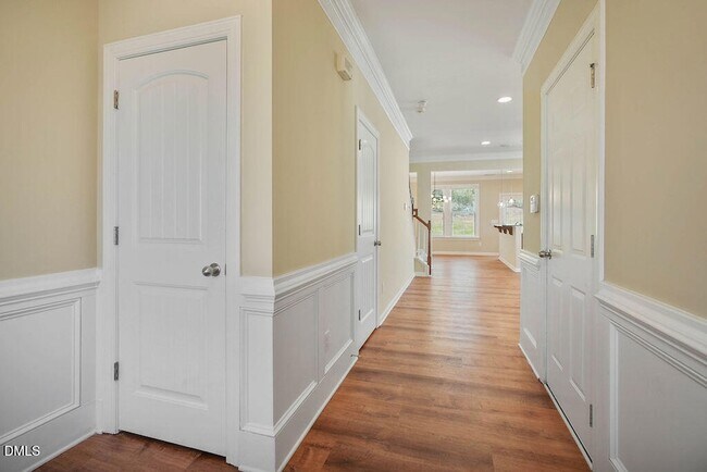 Foto del edificio - 2120 Junewood Ln
