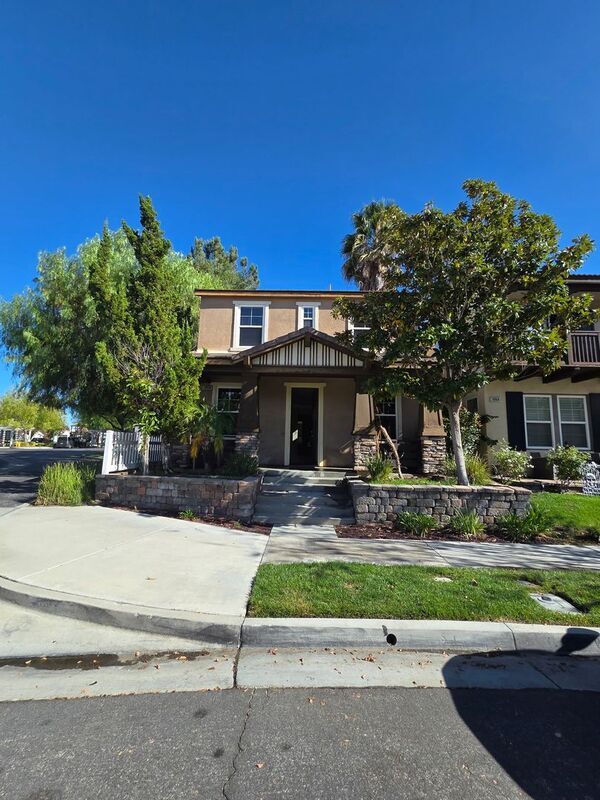 Building Photo - 28958 Newport Rd