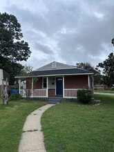 Building Photo - 600 Tekoa Rd