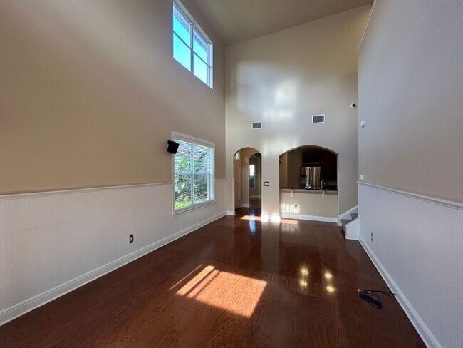 Building Photo - 4963 Anniston Cir