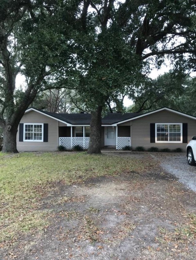 386 Meeker Rd, Beaumont, TX 77713 House Rental in Beaumont, TX