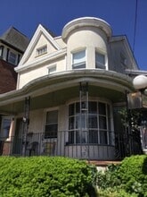 Building Photo - 32 Green St