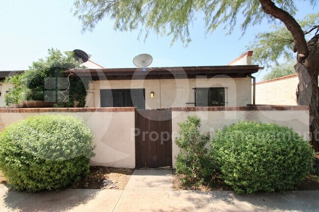 Foto del edificio - 4132 North Via Villas