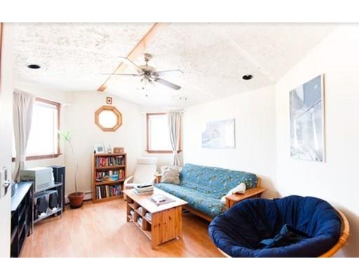 Foto del edificio - 837 E 2nd St