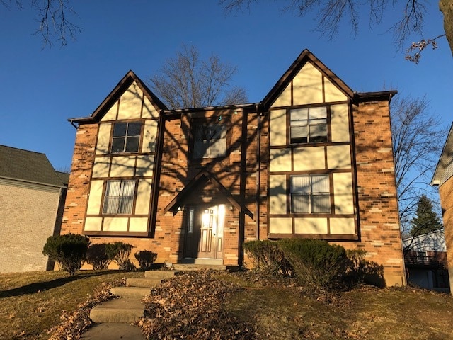 Building Photo - 10139 Puttington Dr
