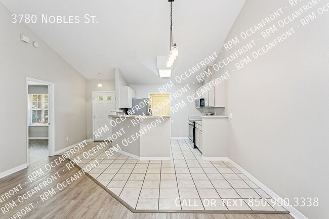 Building Photo - 3780 Nobles St