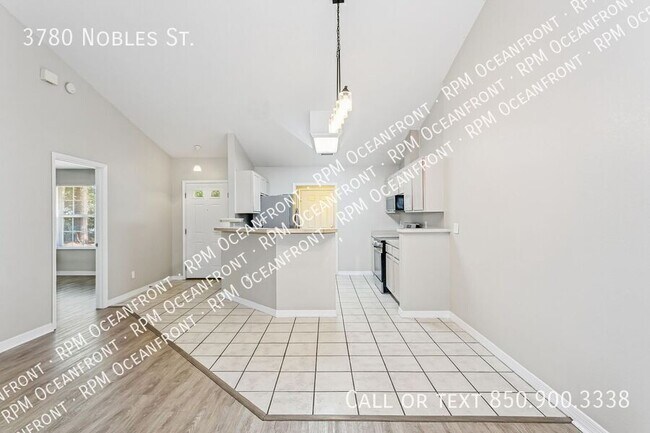 Foto del edificio - 3780 Nobles St