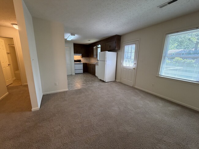 2 Bedroom - Living Room & Kitchen - Beechwood