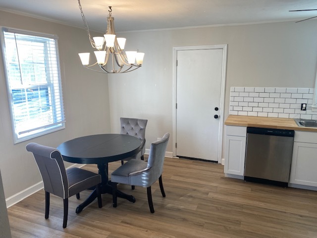 Dining Room 2 - 3951 N Bellemeade Ave