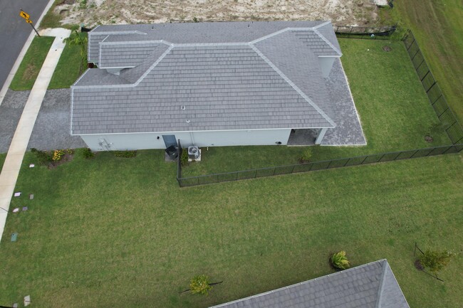 Building Photo - 14075 Spruce Pne Dr