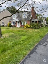 Building Photo - 6018 Hunt Club Rd