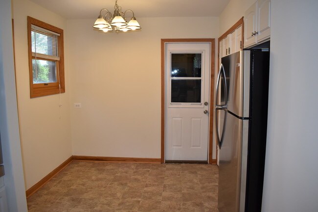Foto del edificio - Great 5 bedroom 2.5 bath home