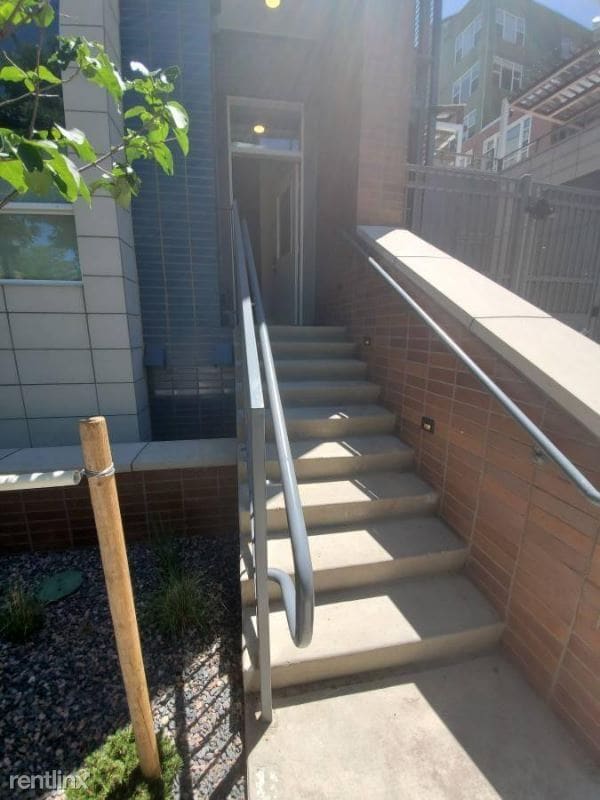 Building Photo - 2 br, 2 bath Townhome - 1640 Little Raven St