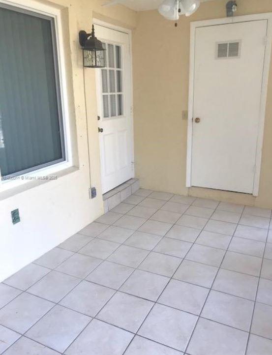 Foto del edificio - 5860 Whispering Pine Way