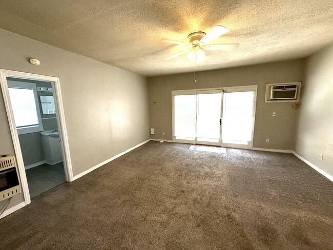 Building Photo - 226 12th Ave NW