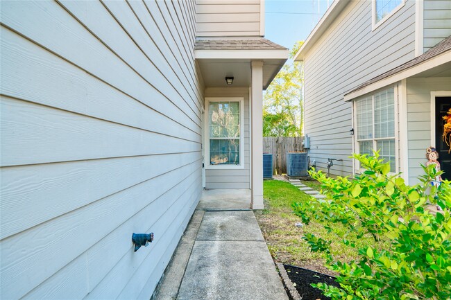 Building Photo - 2831 Hackamore Hollow Ln