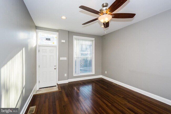 Foto del edificio - 1604 Webster St