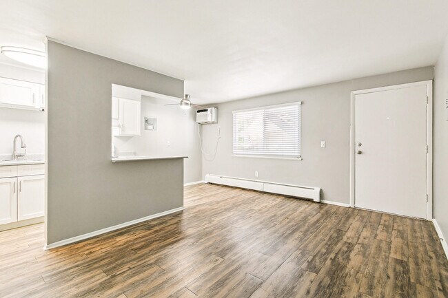 1445 N Detroit St Denver CO 80206 EE. UU.-004-008-4-MLS_Tamaño - 1445 Detroit