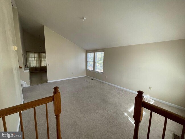 Foto del edificio - 45586 Curley Ct