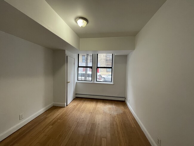 Building Photo - 54 Wadsworth Terrace