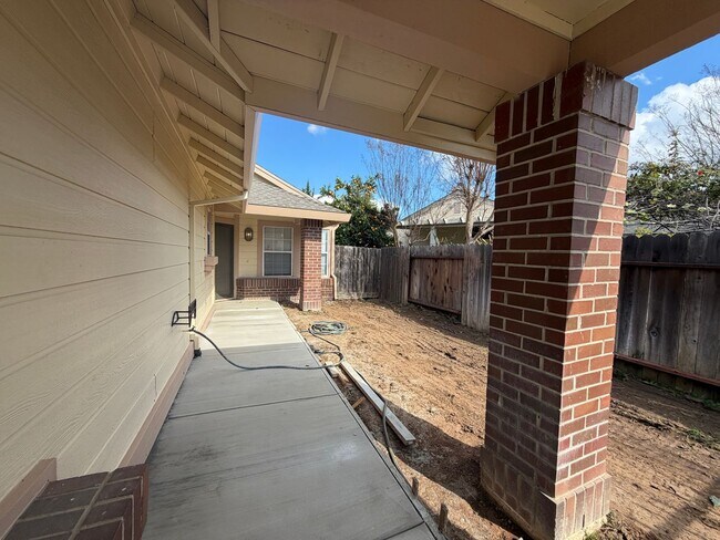 Foto del edificio - RV Access!