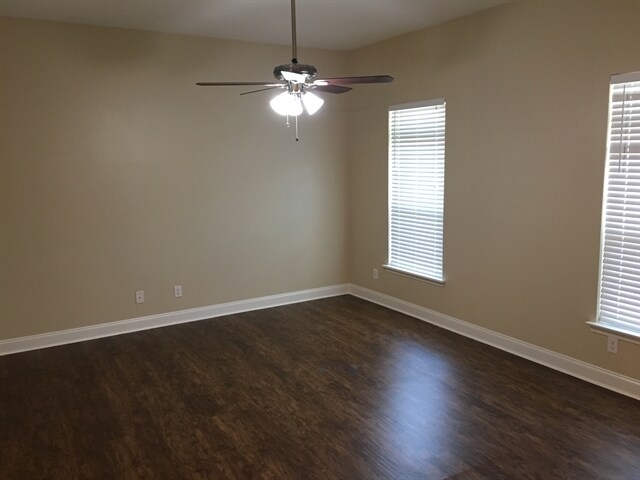 Building Photo - 515 Flat Rock Ter