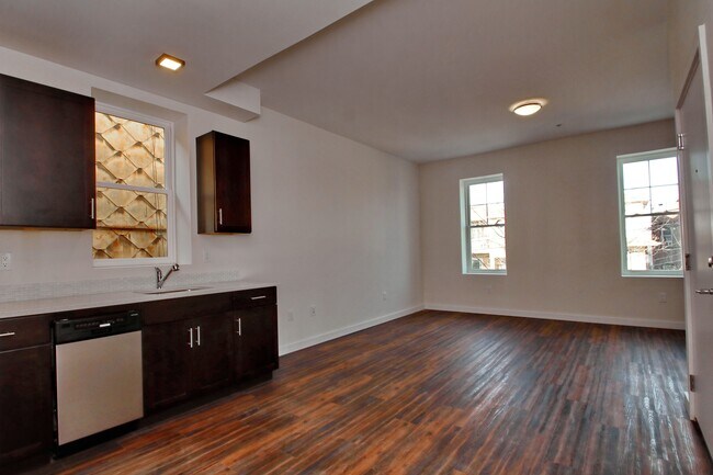 Foto del edificio - 6318 Jackson St