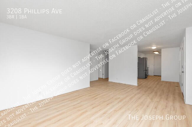 Building Photo - 3208 Phillips Ave