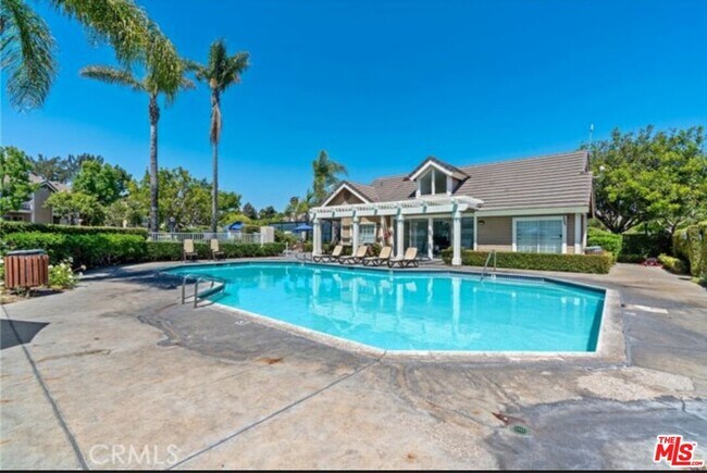 Foto del edificio - 8721 Endsleigh Ave