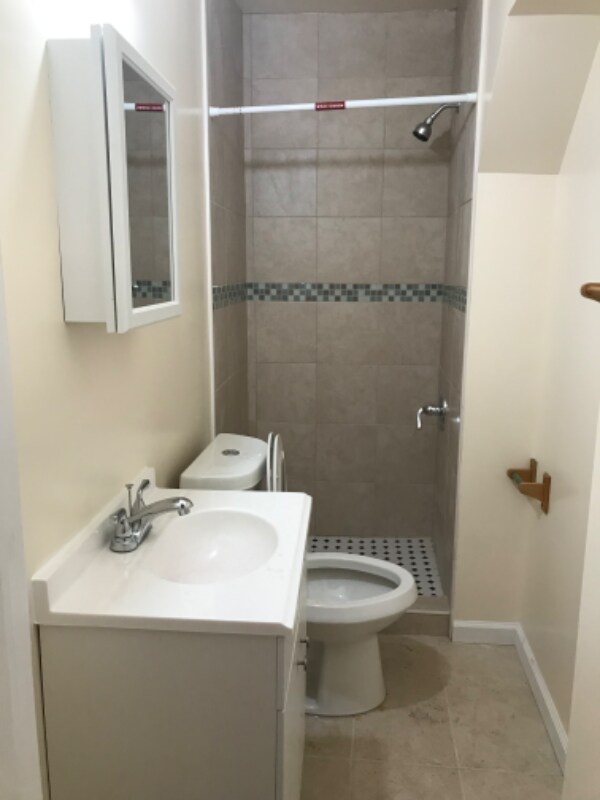 Building Photo - 5145 Cypress St
