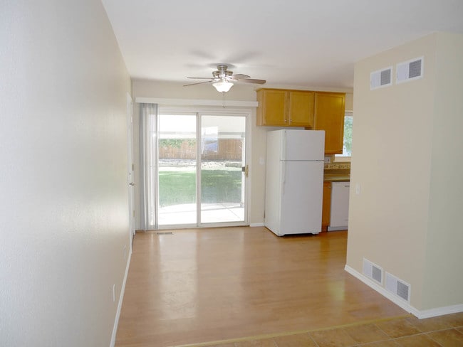 Foto del edificio - 12900 E Arkansas Dr