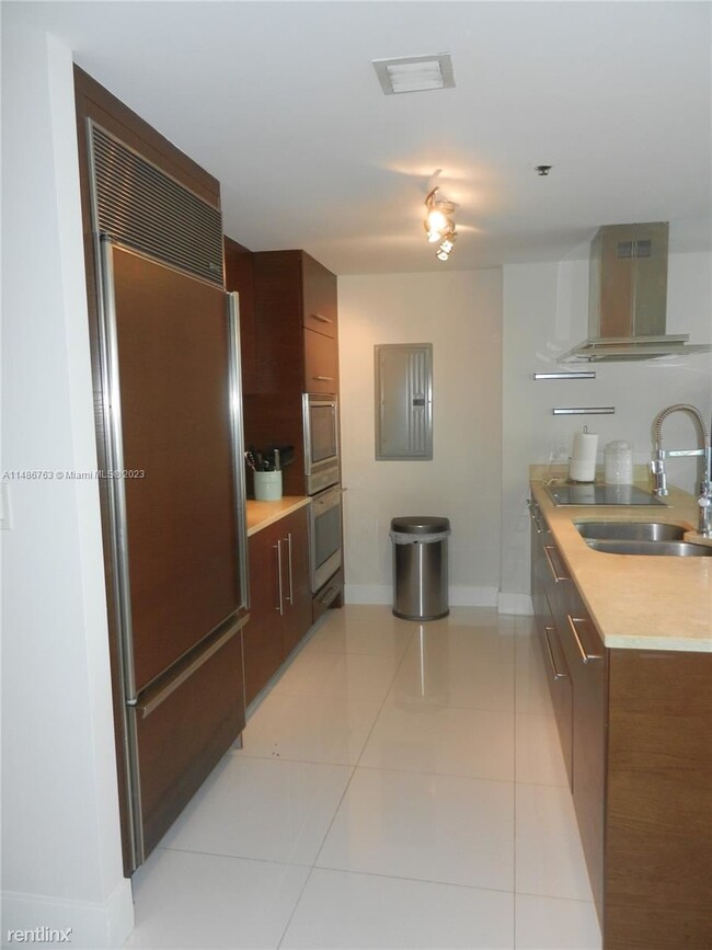 Foto del edificio - 2 br, 2 bath Condo - 465 Brickell Ave Apt ...