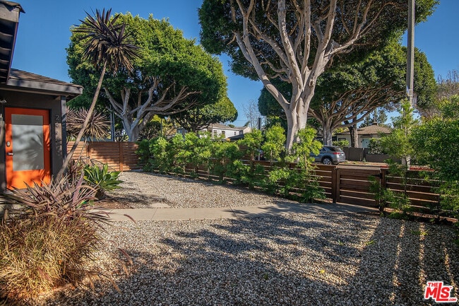 Building Photo - 2441 14th St