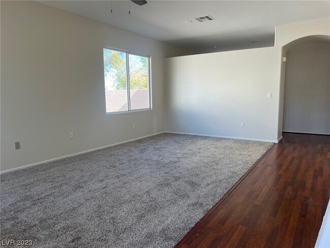 Building Photo - 1700 Timber Cove Ct