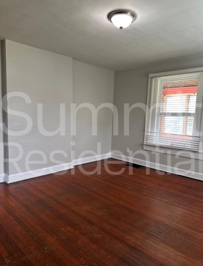 Building Photo - 2614 Guilford Ave