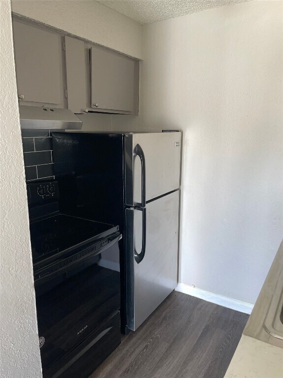 Foto del edificio - 4314 Gillis St