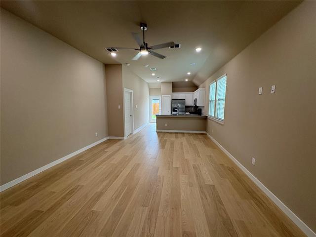 Building Photo - 411 Travine Dr