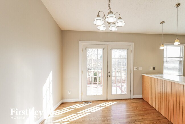 Foto del edificio - 2214 Harmony Ct