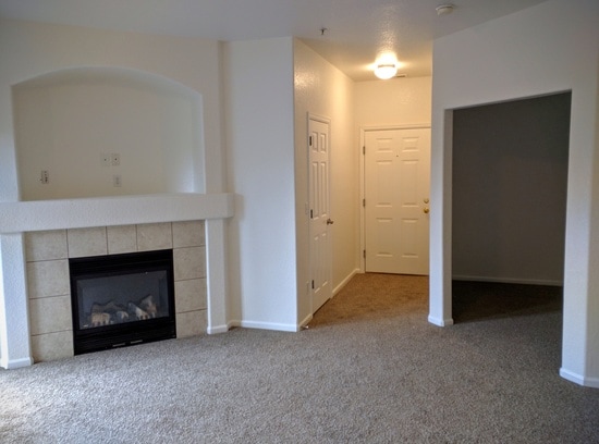 Foto del edificio - 5255 Memphis St