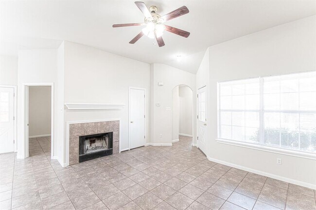 Foto del edificio - 10 Greenglade Ct