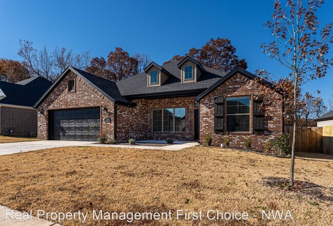 Foto del edificio - 4 br, 2 bath House - 1593 N Quincy Ave