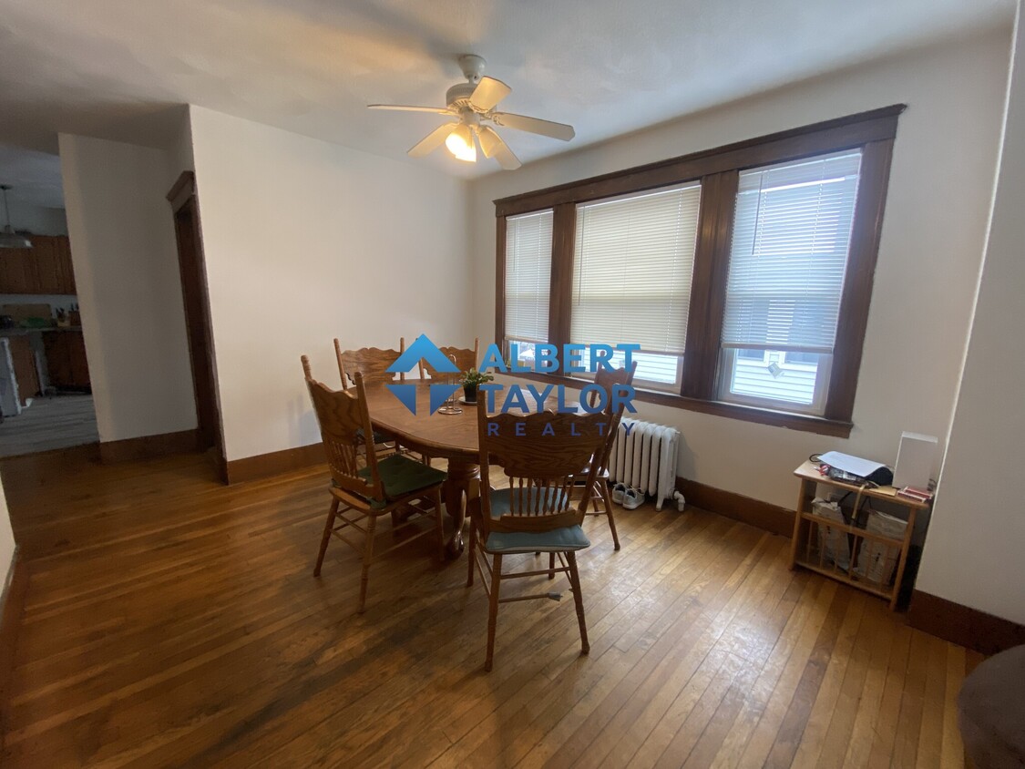 Foto principal - 230 S Huntington Ave