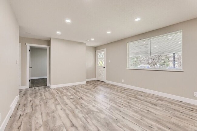 Building Photo - 4066 W 5010 S, Kearns, UT, 84118
