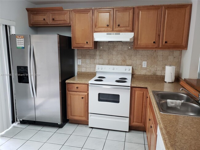 Building Photo - 15370 SW 104th Terrace