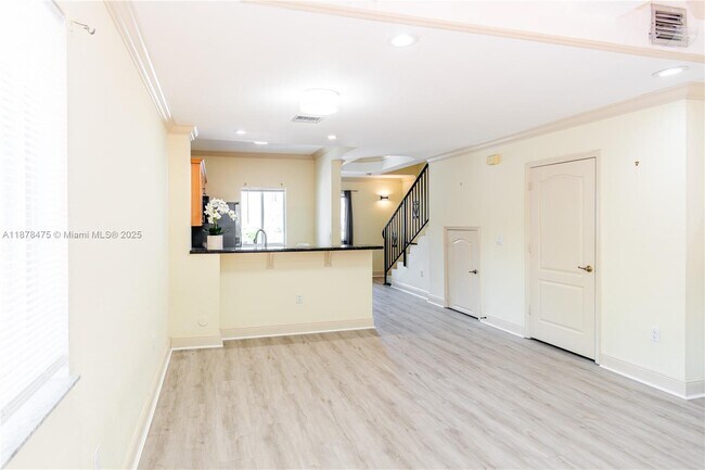 Foto del edificio - 11647 NE 18th Dr