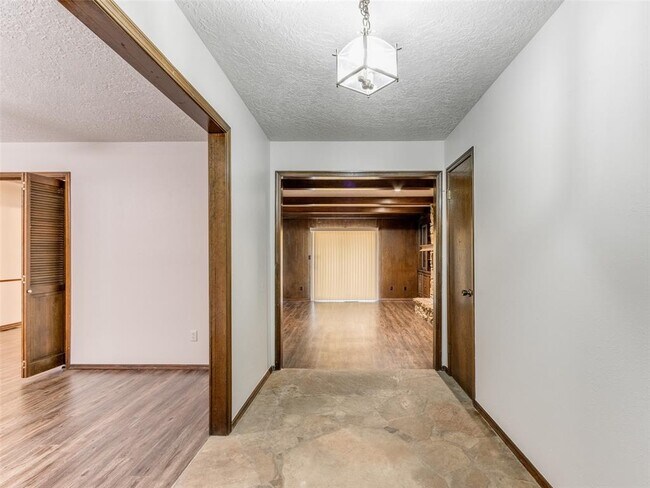 Foto del edificio - 1426 Pheasant Run Ct