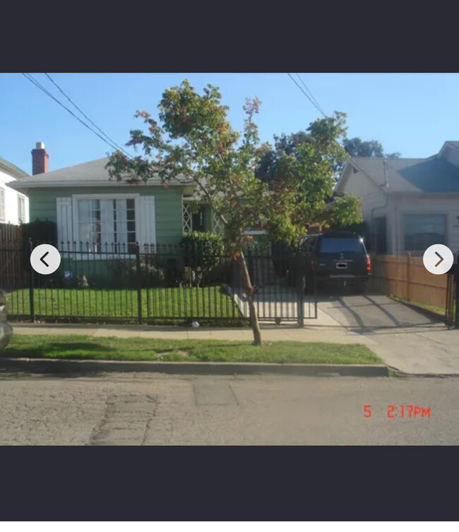 Foto del edificio - 3482 Midvale Ave